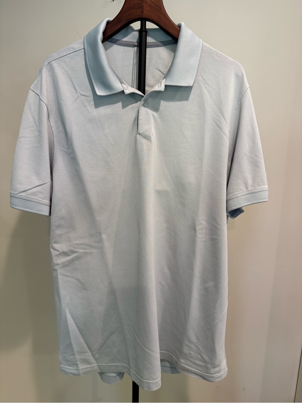 Lululemon Polo Shirt Pique Classic Fit Golf Performance Preppy Light Blue L